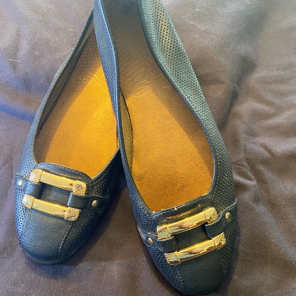Elegant Navy Women's Flats by Aerosoles